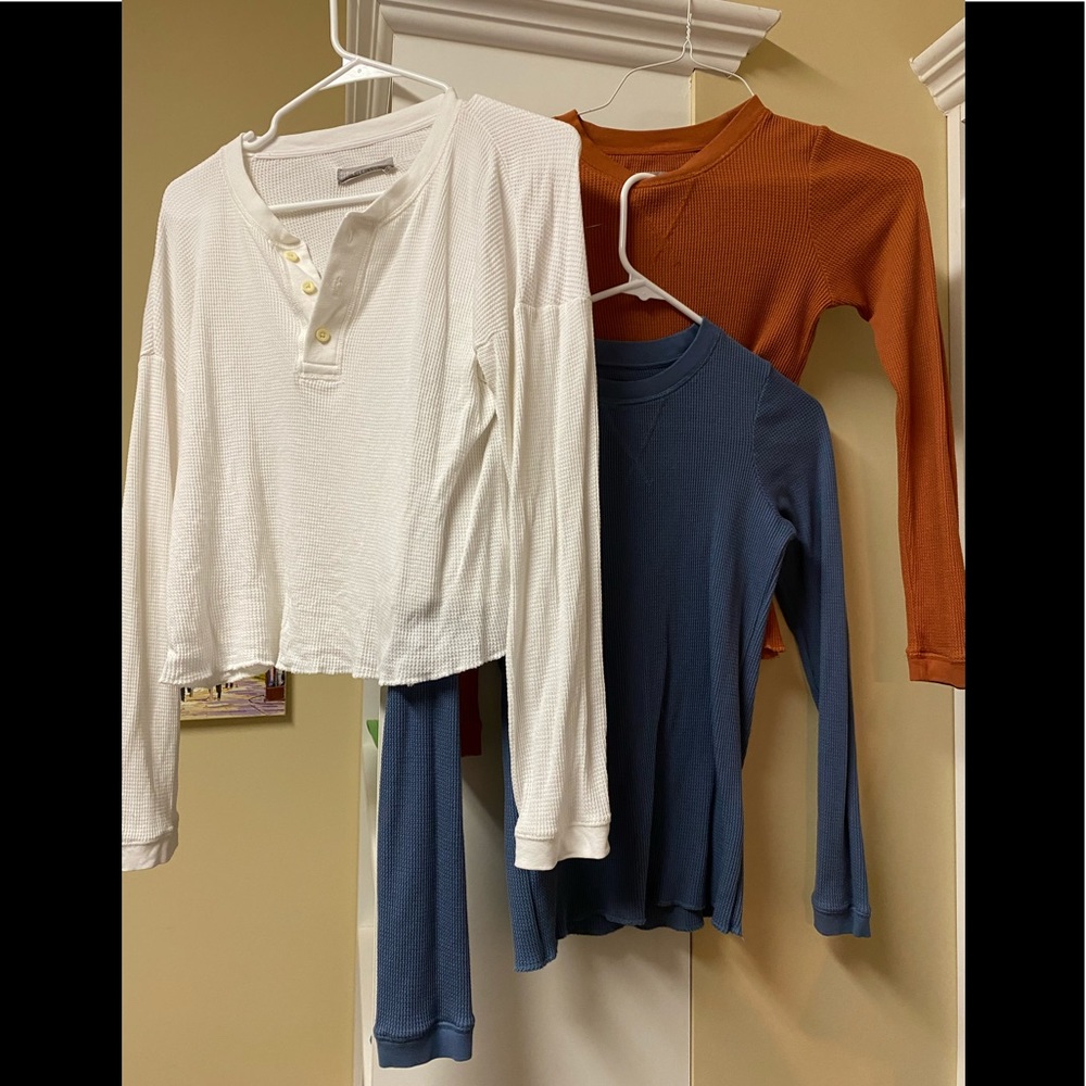 Three Everlane Thermals size S